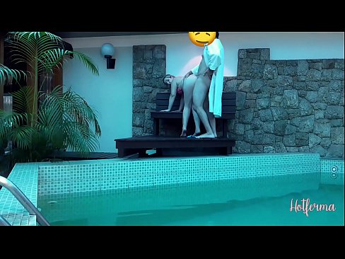 ❤️ Patron hizmetçiyi havuza davet eder ama bir sıcağa dayanamaz ❤ Anal porno tr.xxxtun.ru ❌